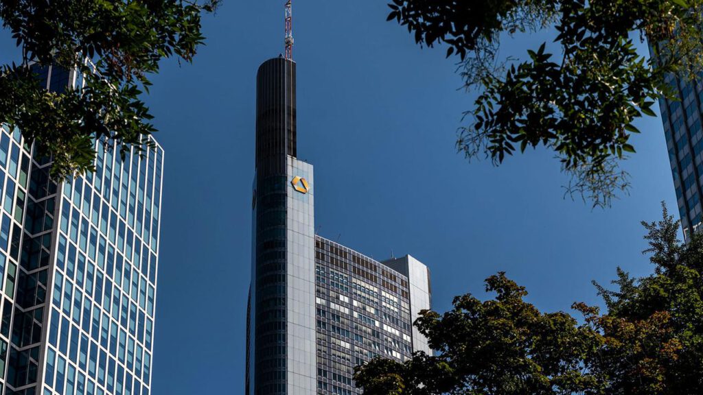 Übernahmepläne: UniCredit erhöht Anteil an Commerzbank auf 26 Prozent