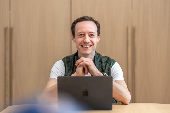 „Wir sind knallhart drangeblieben“ – deutsche-startups.de