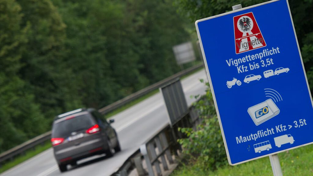 Österreich: Klebe-Vignette zu Dezember 2026 abgeschafft – „Kein Fälschungsrisiko“