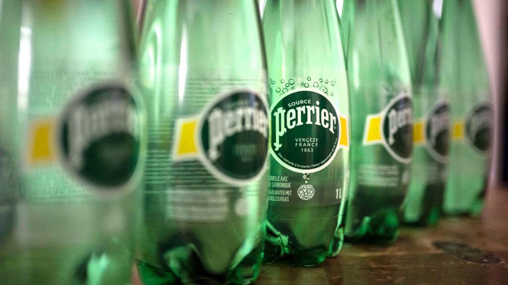 Unerlaubte Filterung? Mineralwasser Perrier in Frankreich vor Gericht